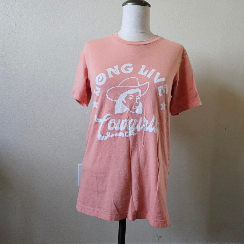 Long Live Cowgirls Graphic Tshirt Small